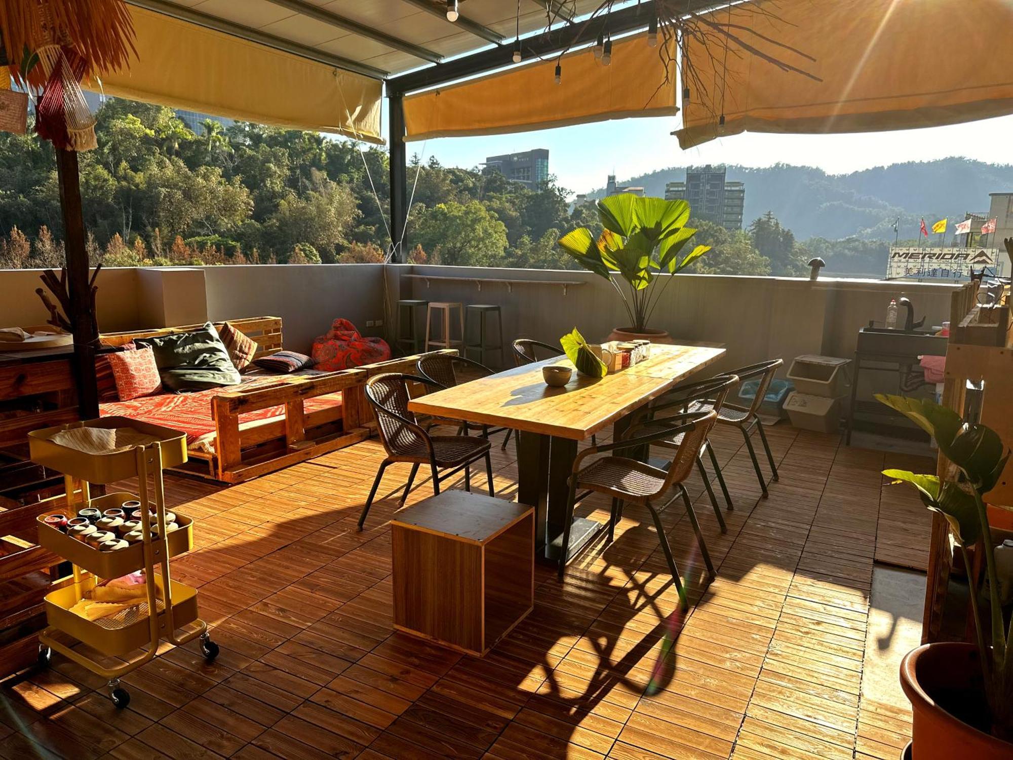 Dreamy Nomads Hostel日月潭背包客 Yuchi Ngoại thất bức ảnh